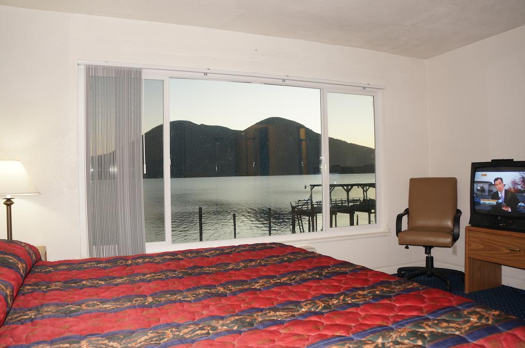 Lake Marina Inn Clearlake Oaks Quarto foto